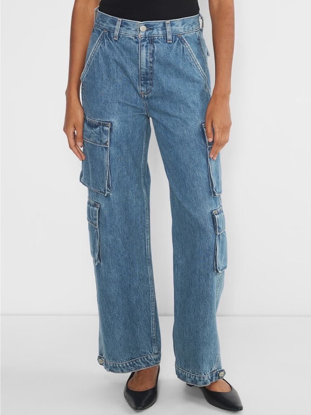 Denim Forum The ‘90’s Millie Hi-Rise Cargo Jeans in 5 Years Kiss N Tell Blue 27